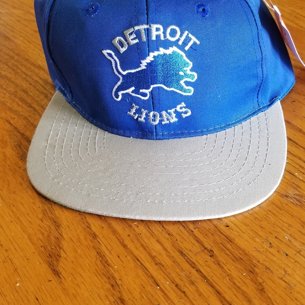 DETROIT LIONS FOOTBALL HAT